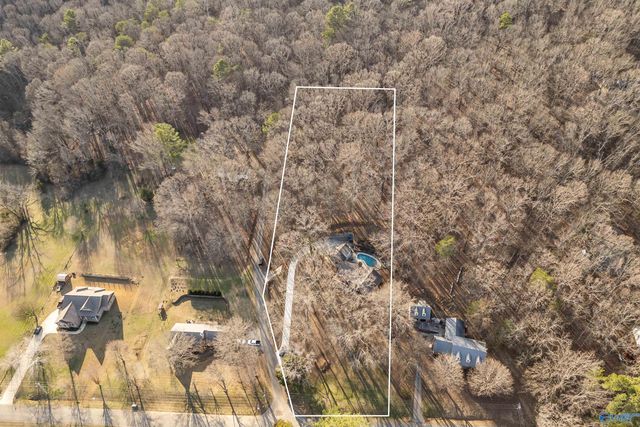 205 Walter Bird Drive, Owens Cross Roads, AL 35763