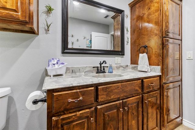 8665 N FM 726, Diana, TX 75640