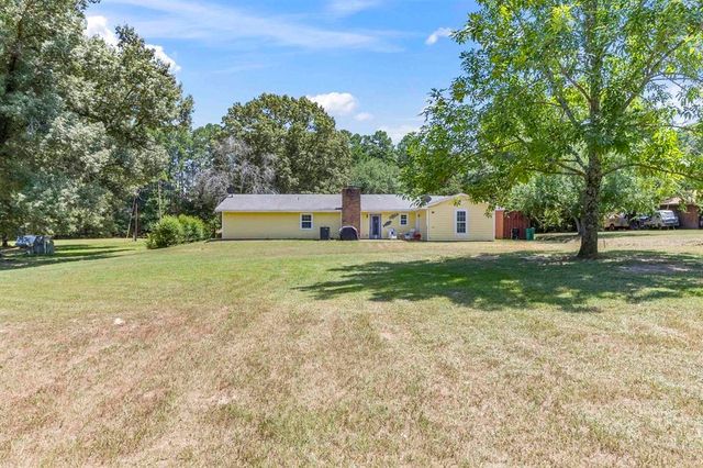 8665 N FM 726, Diana, TX 75640