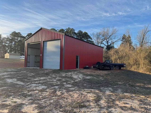 8665 N FM 726, Diana, TX 75640