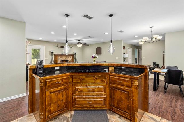 8665 N FM 726, Diana, TX 75640