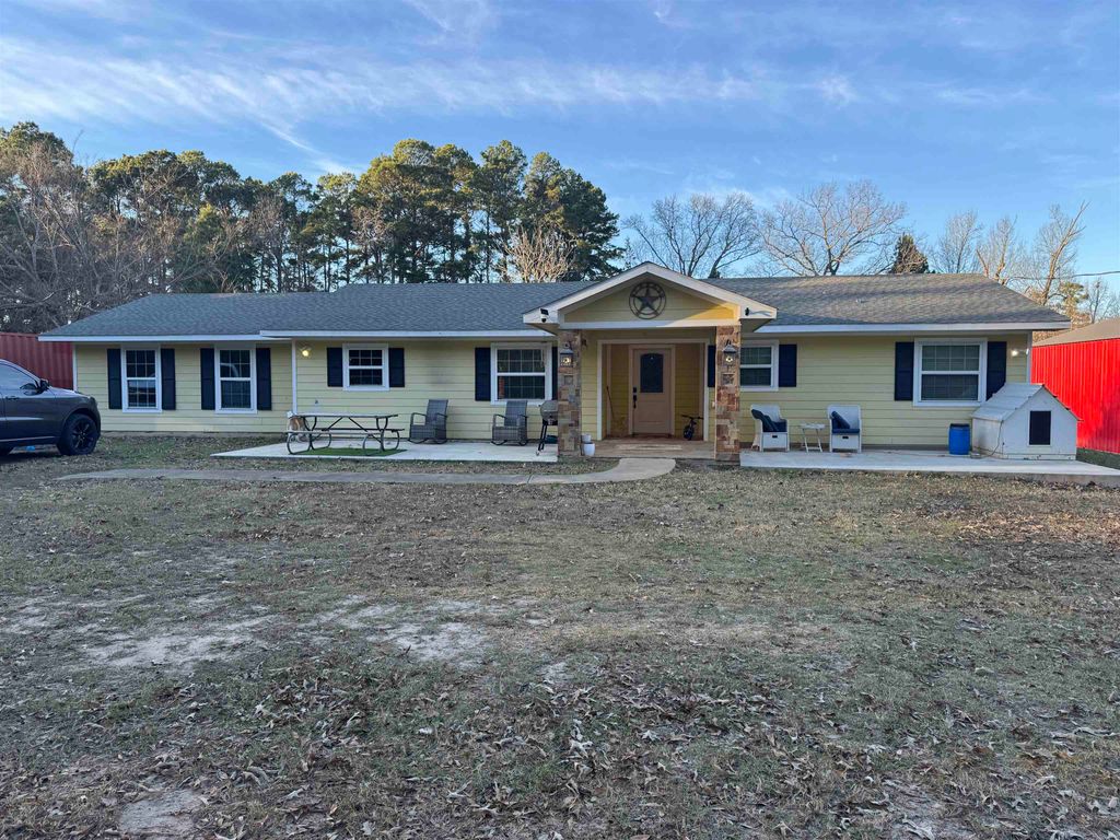 8665 N FM 726, Diana, TX 75640