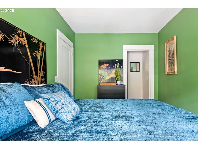 2405 Se CORA St, Portland, OR 97202