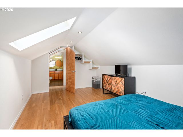 2405 Se CORA St, Portland, OR 97202