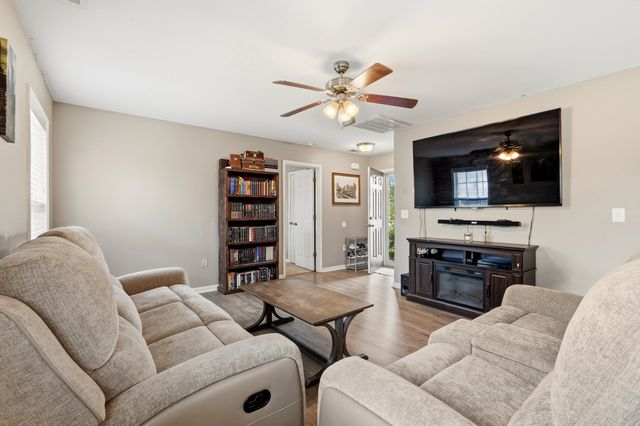 379 Cherry Buck Trail, Conway, SC 29526