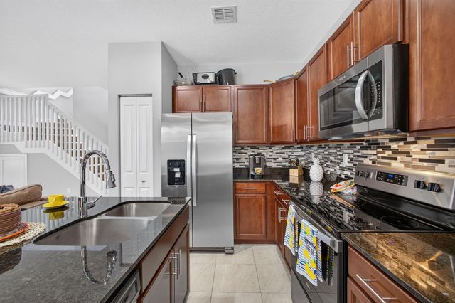 4004 SCREW PINE Cove, Riviera Beach, FL 33410