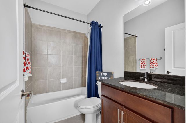 4004 SCREW PINE Cove, Riviera Beach, FL 33410