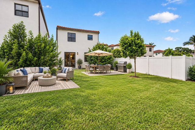 4004 SCREW PINE Cove, Riviera Beach, FL 33410