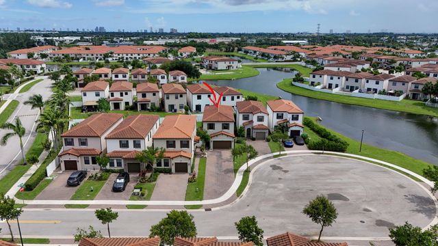 4004 SCREW PINE Cove, Riviera Beach, FL 33410