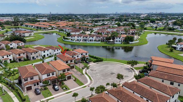 4004 SCREW PINE Cove, Riviera Beach, FL 33410