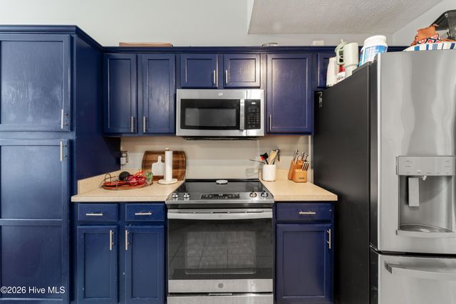 183 Bridlewood Drive, Jacksonville, NC 28540