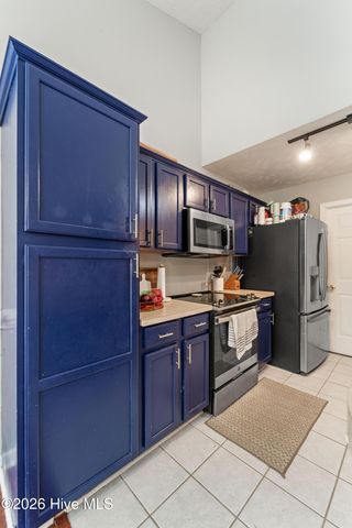 183 Bridlewood Drive, Jacksonville, NC 28540