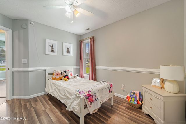 183 Bridlewood Drive, Jacksonville, NC 28540