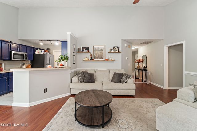 183 Bridlewood Drive, Jacksonville, NC 28540