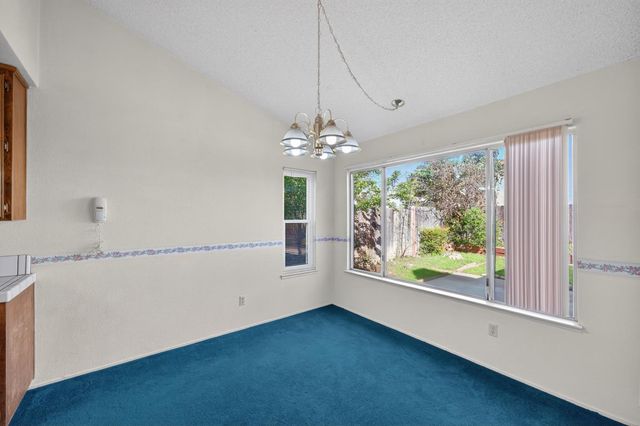 9077 Bramble Trail Way, Sacramento, CA 95826