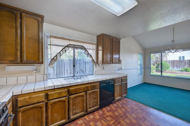 9077 Bramble Trail Way, Sacramento, CA 95826