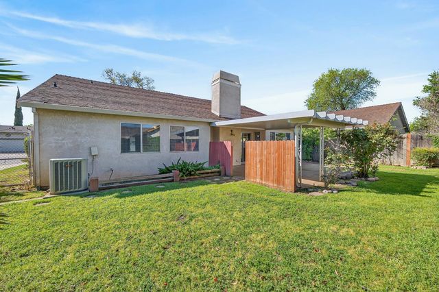 9077 Bramble Trail Way, Sacramento, CA 95826