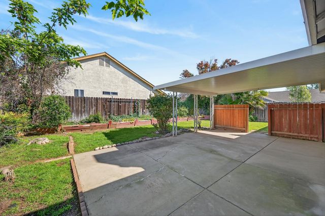 9077 Bramble Trail Way, Sacramento, CA 95826