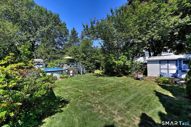 6 Ferguson Road, Hamden, CT 06518