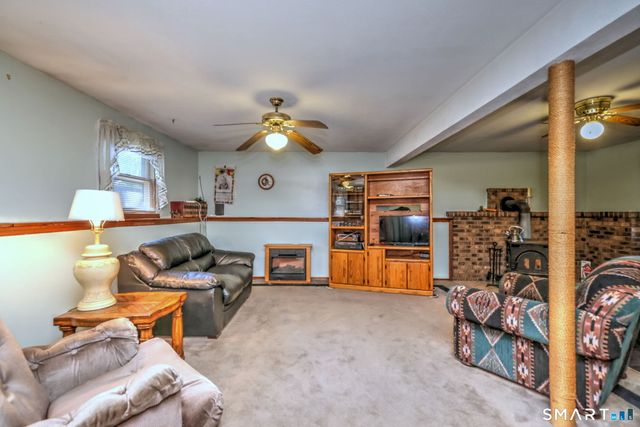 6 Ferguson Road, Hamden, CT 06518