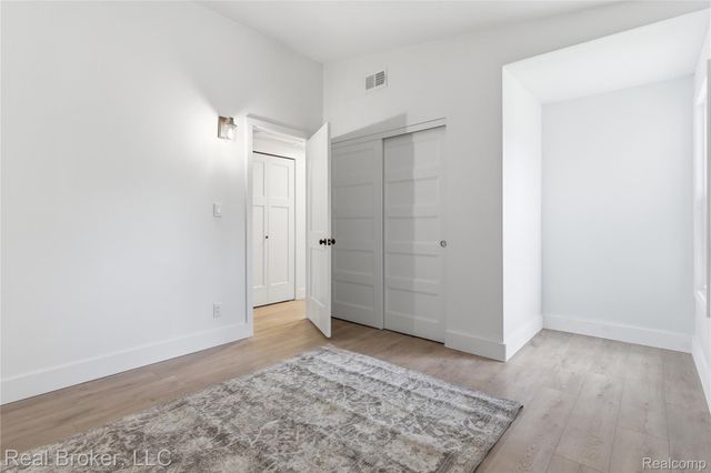 6351 Beth, Green Oak Township, MI 48116