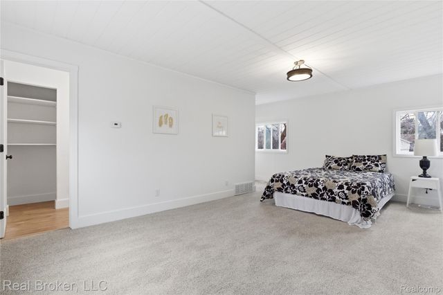 6351 Beth, Green Oak Township, MI 48116