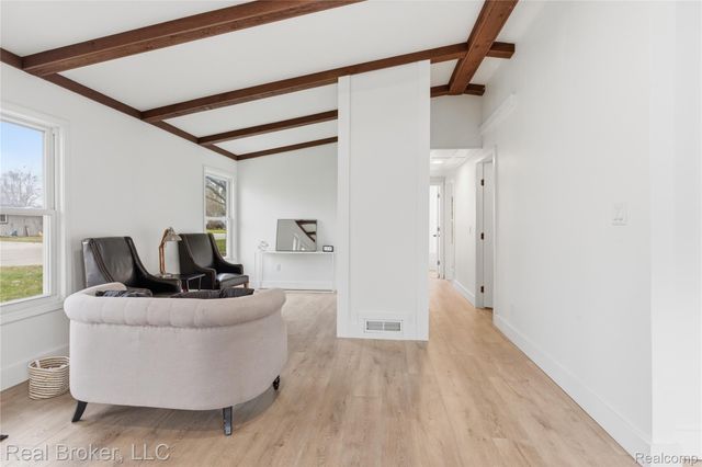 6351 Beth, Green Oak Township, MI 48116