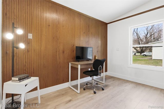 6351 Beth, Green Oak Township, MI 48116