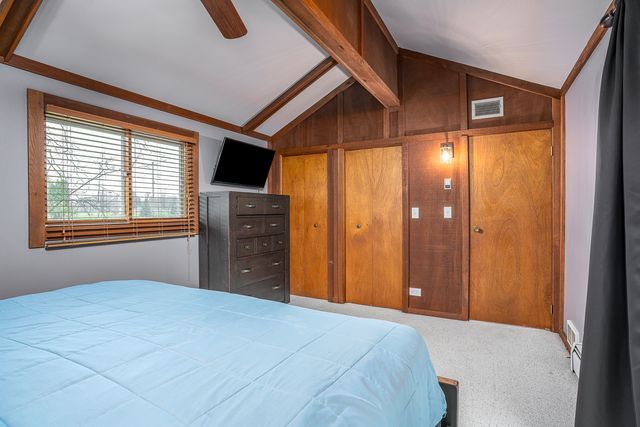 5302 32nd Avenue, Moline, IL 61265