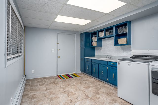 5302 32nd Avenue, Moline, IL 61265