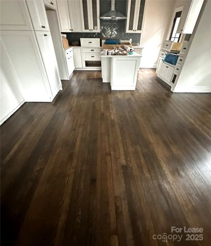 1915 Hamorton Place, Charlotte, NC 28205