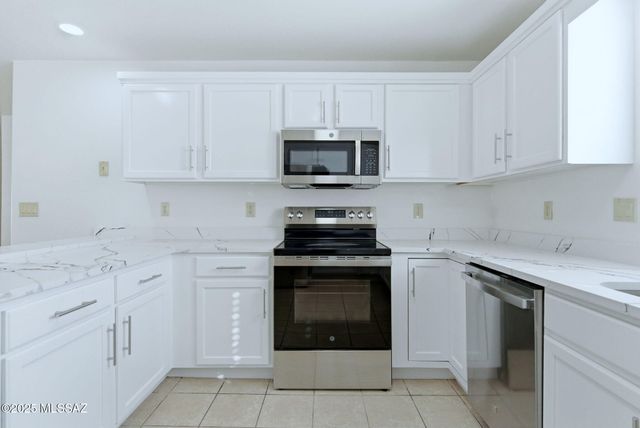 434 Camino Dona Cydney, Nogales, AZ 85621