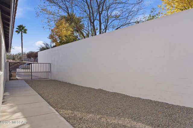 434 Camino Dona Cydney, Nogales, AZ 85621