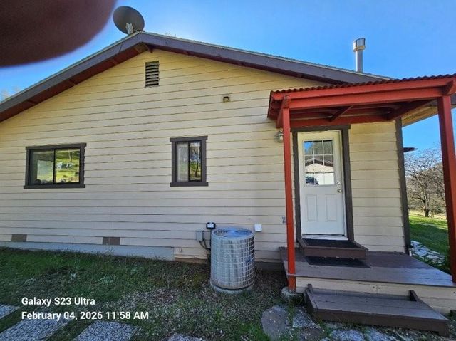 21540 Spring Ranches Rd, Grass Valley, CA 95949