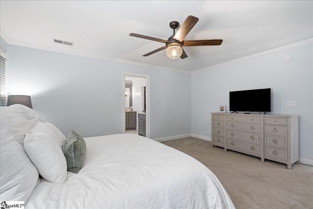 309 Chancellors Park Court, Simpsonville, SC 29681