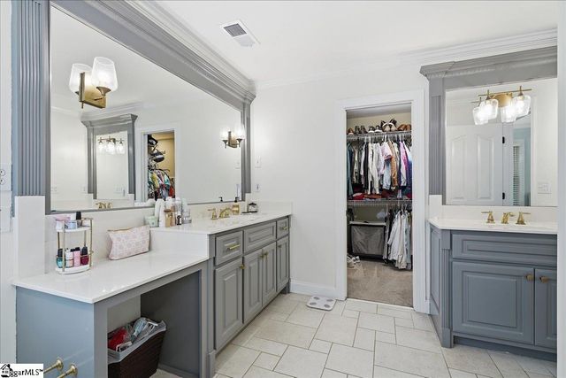 309 Chancellors Park Court, Simpsonville, SC 29681