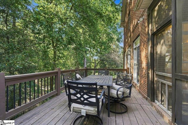 309 Chancellors Park Court, Simpsonville, SC 29681