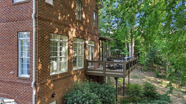 309 Chancellors Park Court, Simpsonville, SC 29681