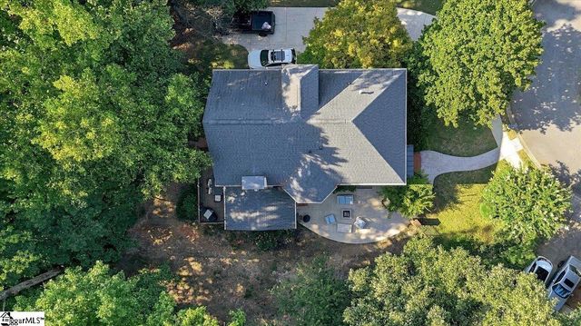 309 Chancellors Park Court, Simpsonville, SC 29681