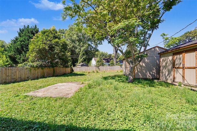 1212 Meadow Lane Lane, Charlotte, NC 28205
