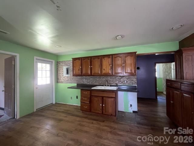 1212 Meadow Lane Lane, Charlotte, NC 28205