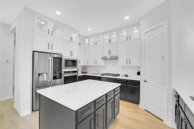 16634 Lake Austin Street, Cypress, TX 77433