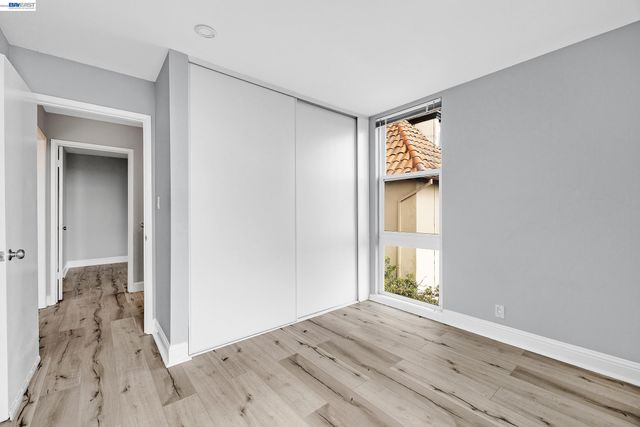 2 Panoramic Way 306, Berkeley, CA 94704