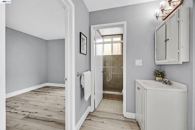 2 Panoramic Way 306, Berkeley, CA 94704