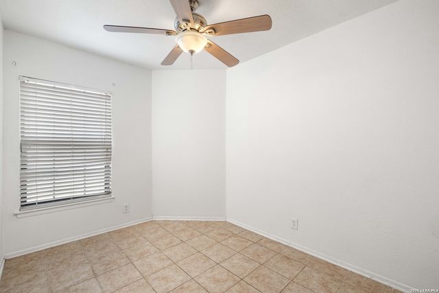 9749 Misty Ash Dr, Converse, TX 78109