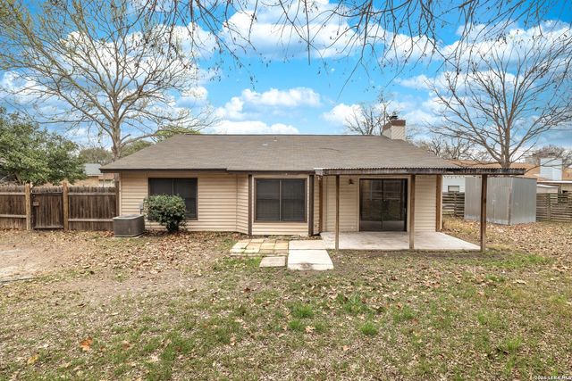 9749 Misty Ash Dr, Converse, TX 78109