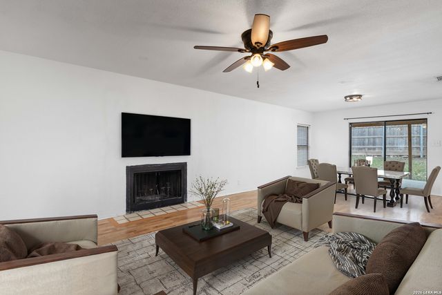 9749 Misty Ash Dr, Converse, TX 78109