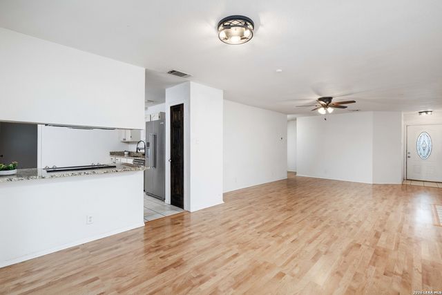 9749 Misty Ash Dr, Converse, TX 78109