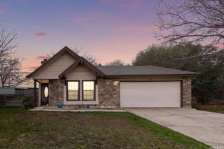 9749 Misty Ash Dr, Converse, TX 78109