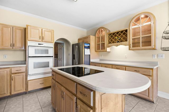 83 Lake Lorraine Circle, Shalimar, FL 32579